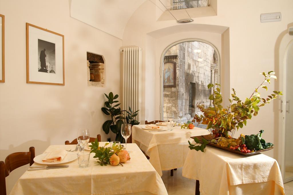 La Locanda Di Gino Sulmona Bagian luar foto