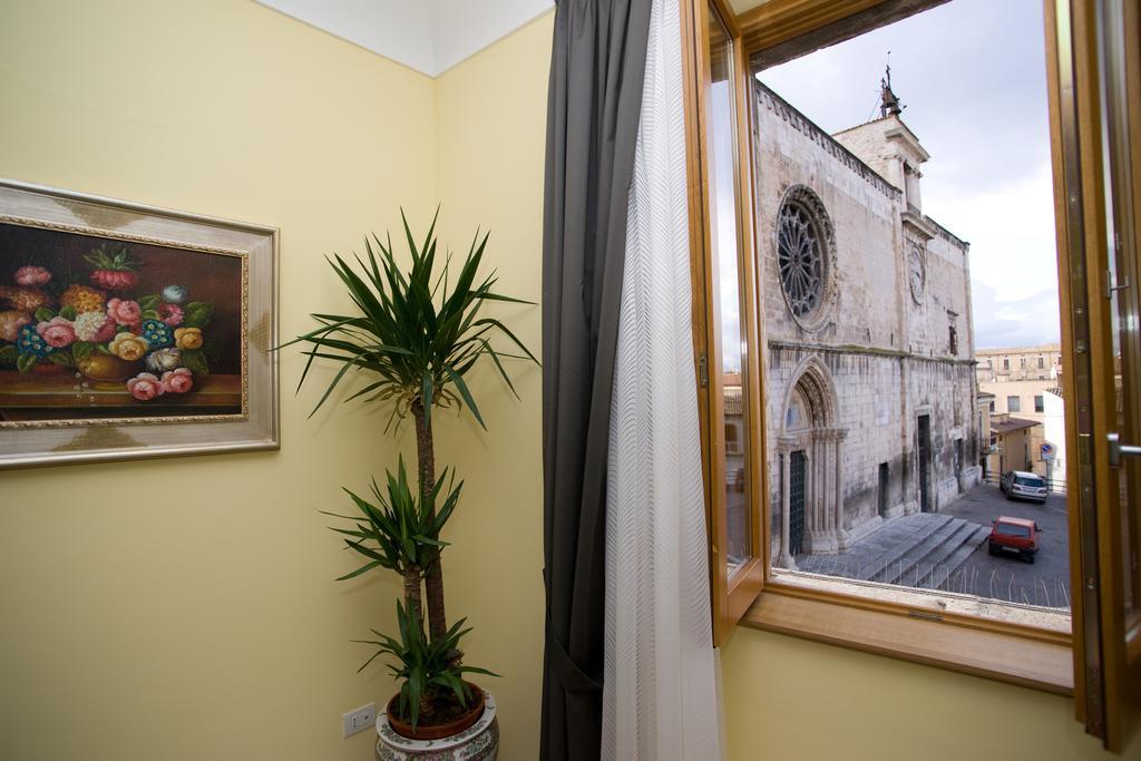 La Locanda Di Gino Sulmona Bagian luar foto